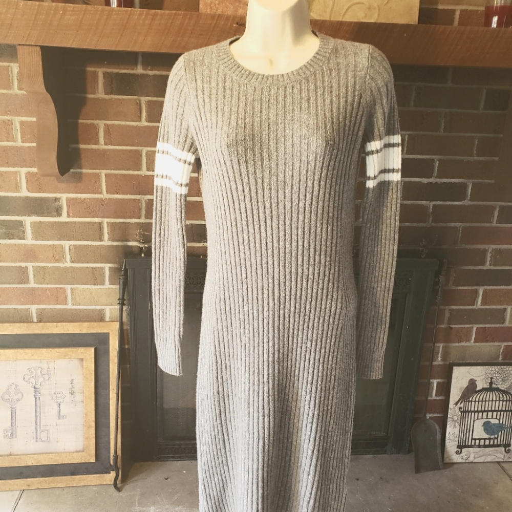 HOLLISTER Sweater dress